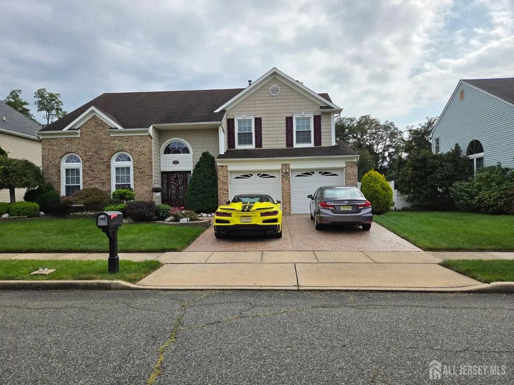 62 Canal Street, Sayreville