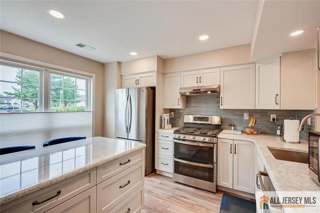254 Teasdale Place, Morganville