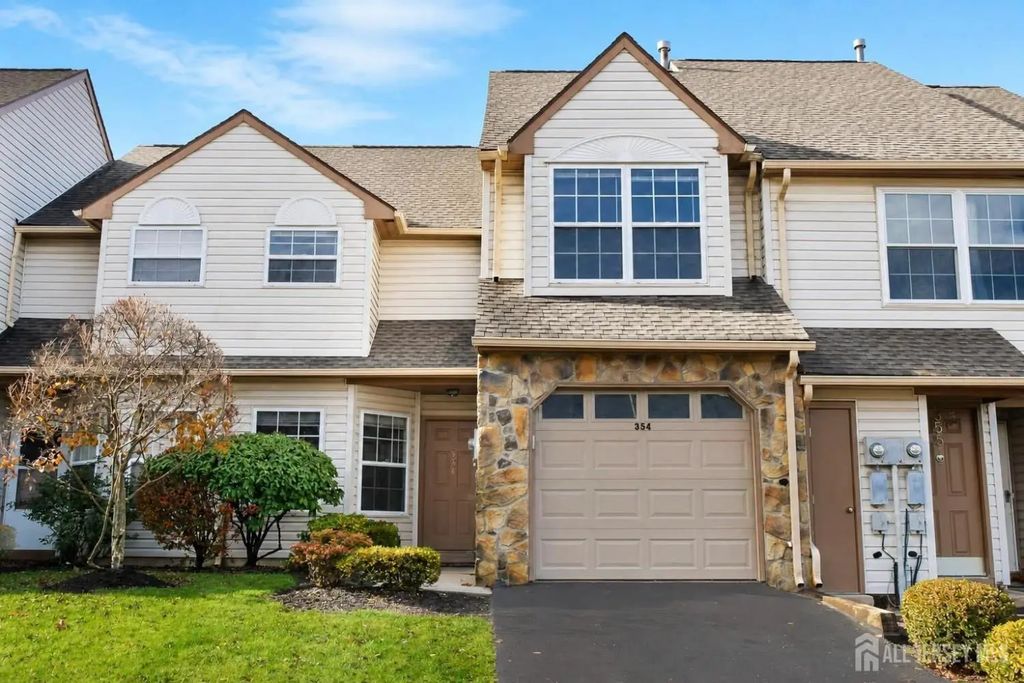 354 Lunar Road, Piscataway