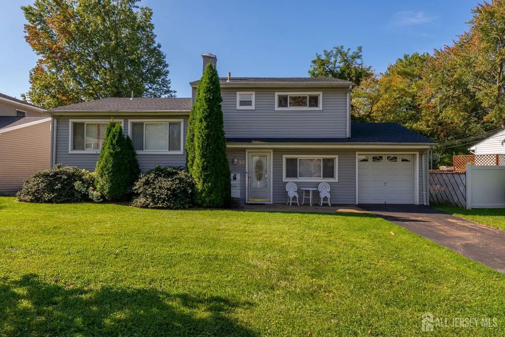 55 Starlight Drive, Colonia