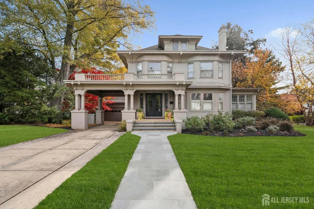 108 Lincoln Avenue, Highland Park