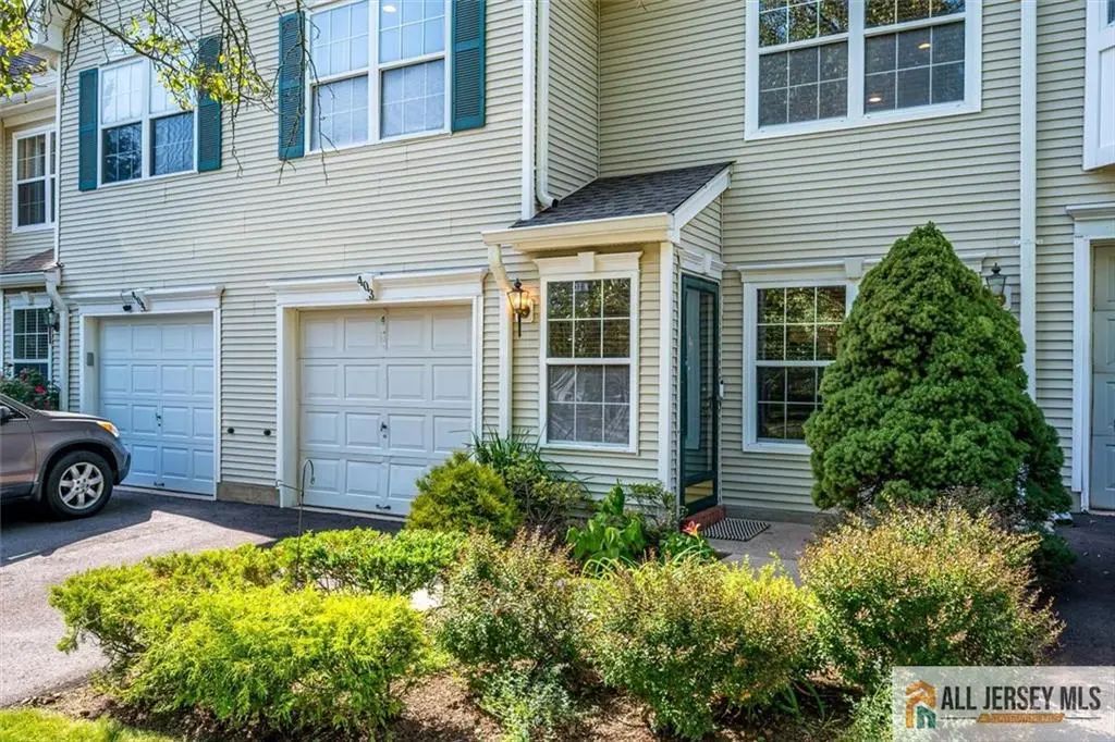 403 Somerset Court, South Brunswick
