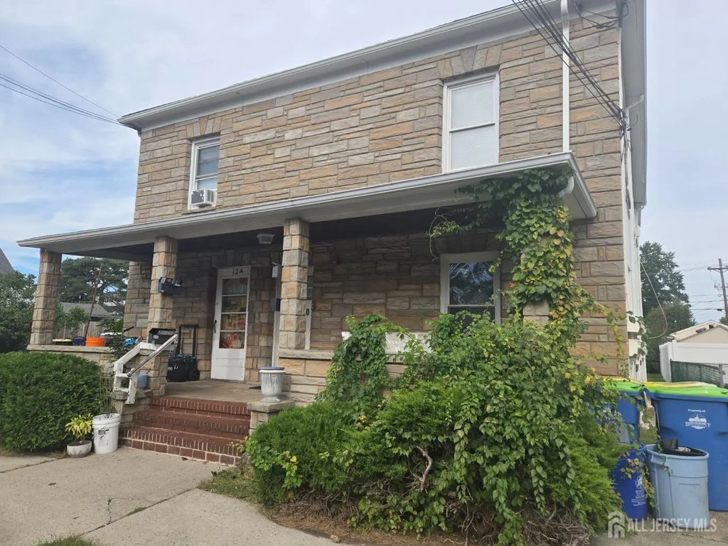 10 N 6th Avenue N, Manville