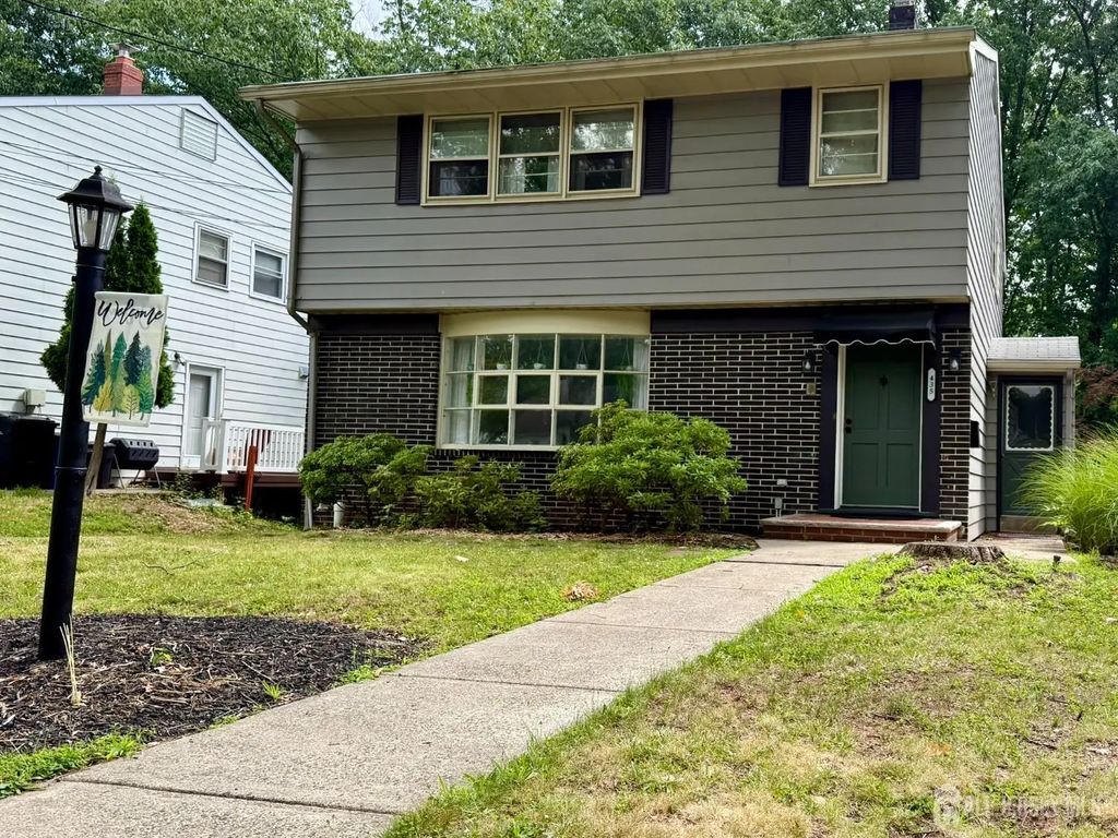 435 S 5th Avenue, Highland Park