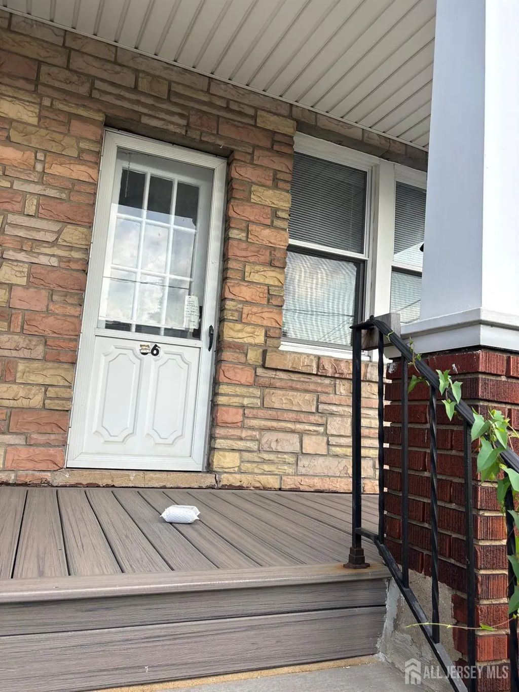 36 Paul Street, Fords