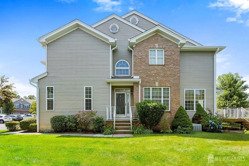 50 Wlodarczyk Place, Sayreville