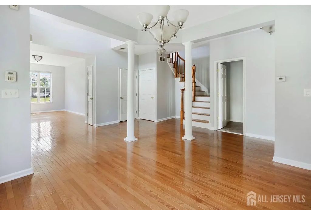 50 Wlodarczyk Place, Parlin