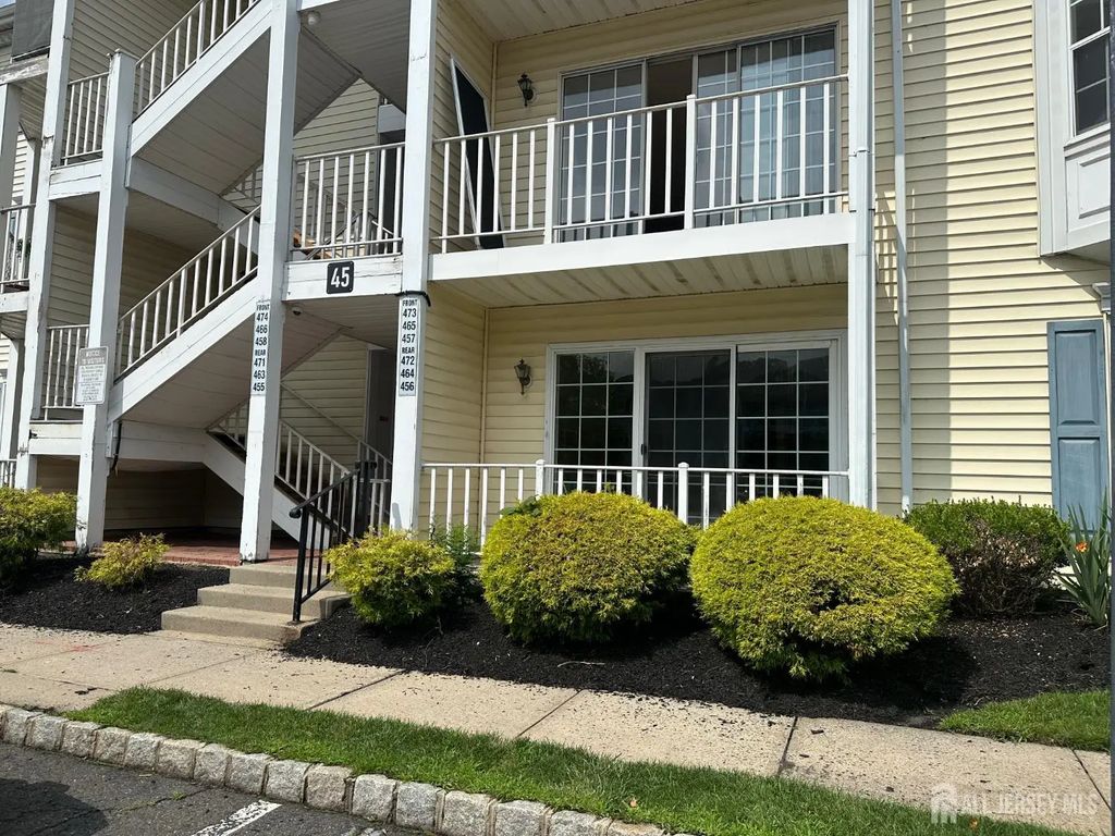 457 Northam Drive, North Brunswick