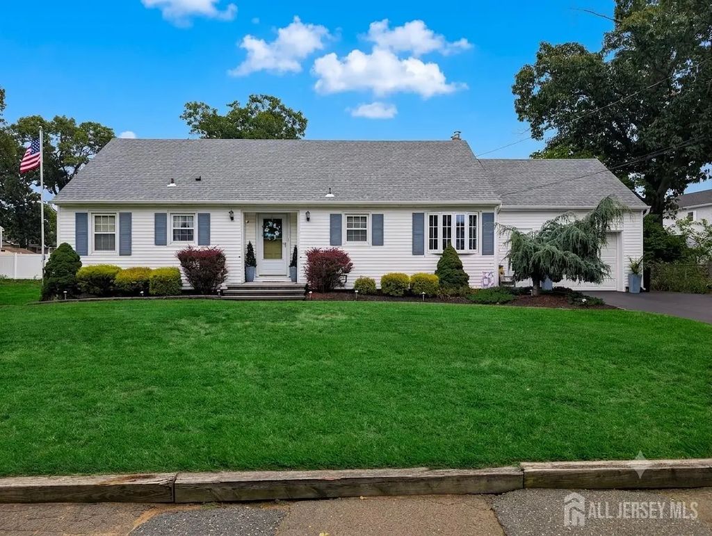 210 West Street, Union Beach