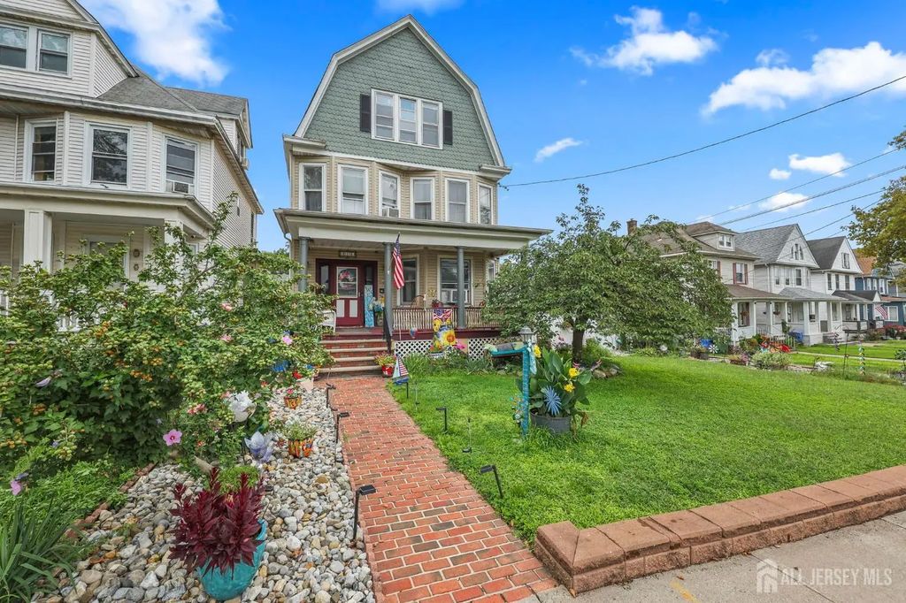 124 Kearny Avenue, Perth Amboy