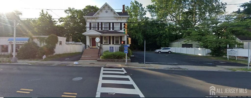 353 Main Street 3, Spotswood