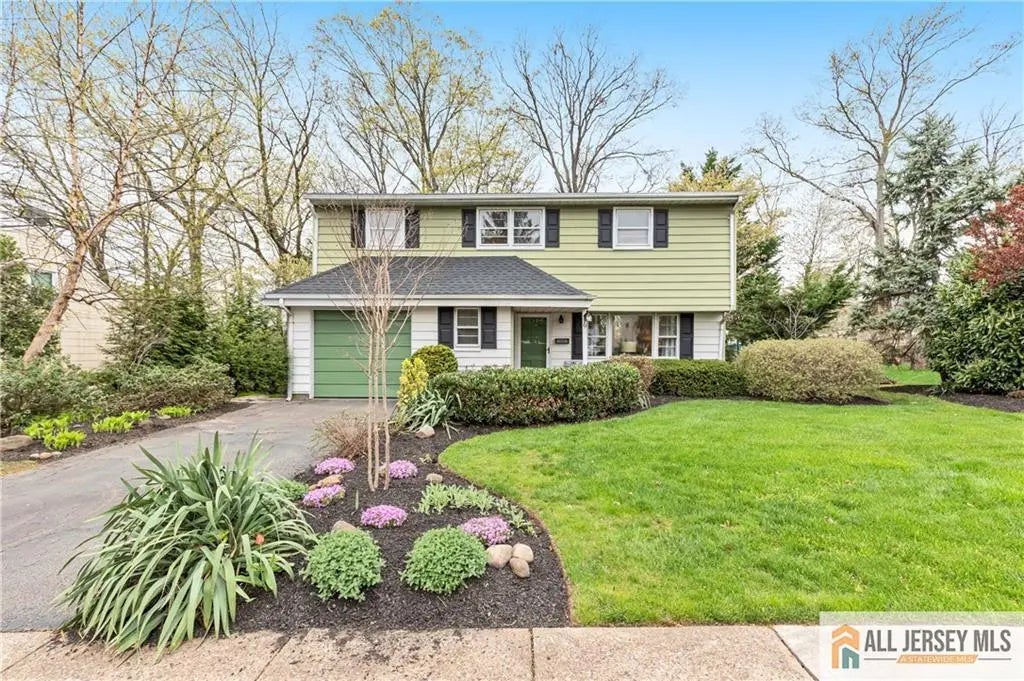 19 Claudia Street, Iselin