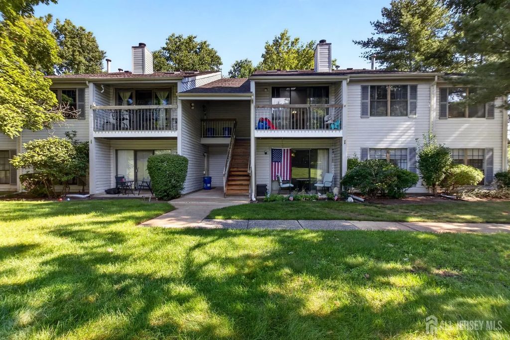 32 Crabapple Lane, Franklin Twsp