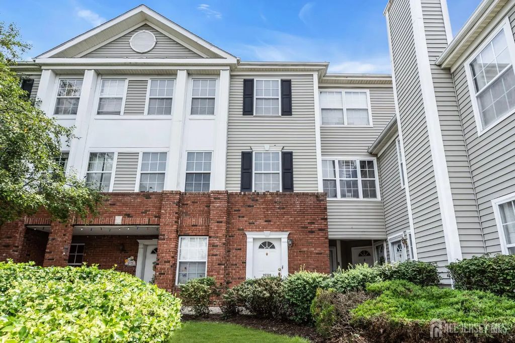 2609 Ridgeview Court, Sayreville