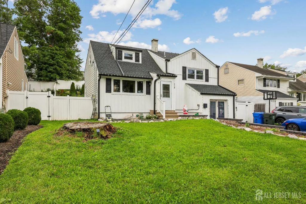 218 Mcfarlane Road, Colonia
