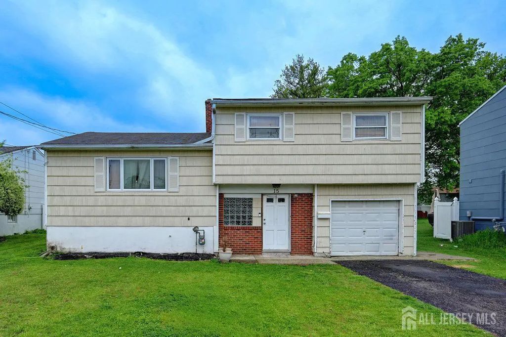 15 Stima Avenue, Carteret
