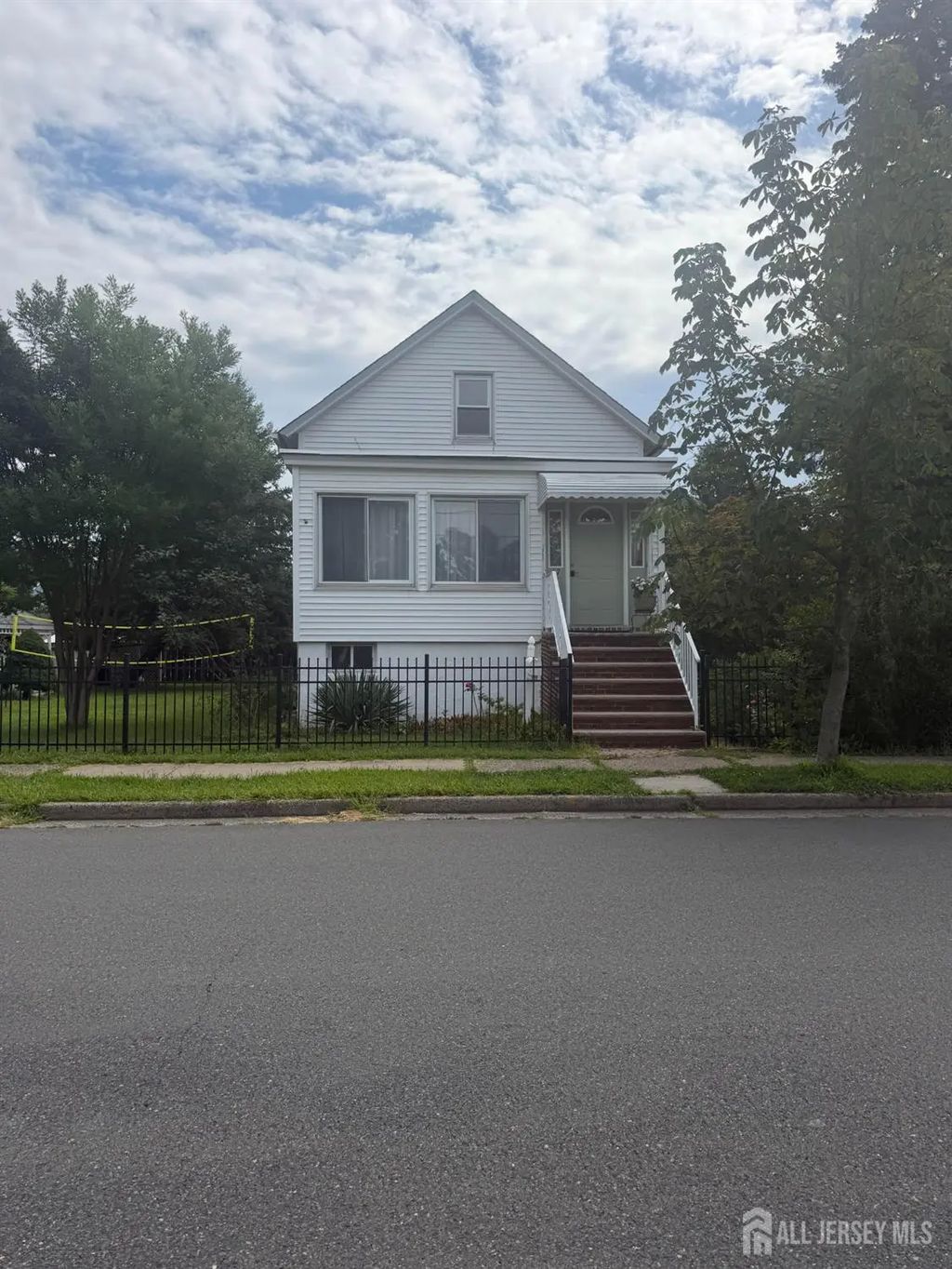 67 Oakland Avenue, Edison