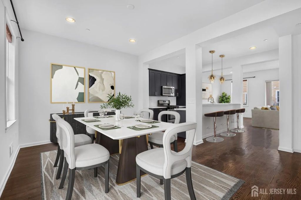 247 Bradley Drive, Wood-Ridge