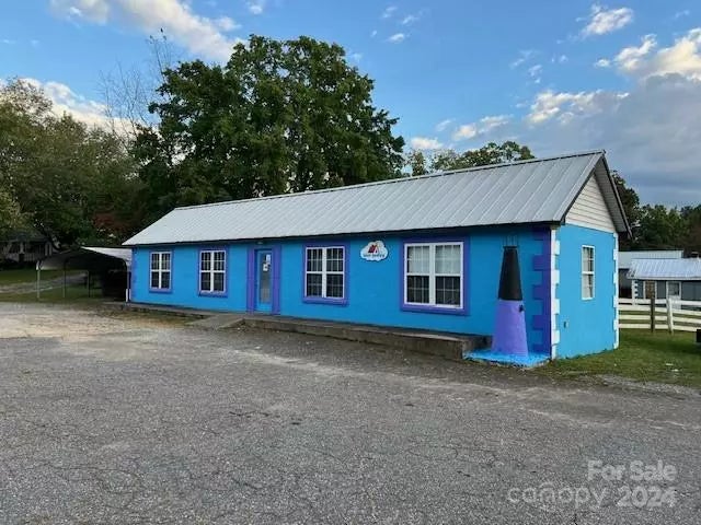 2425 Us 70 Highway W 1, Morganton