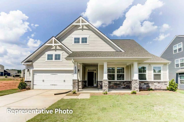 4010 Cedar Falls Drive, Waxhaw