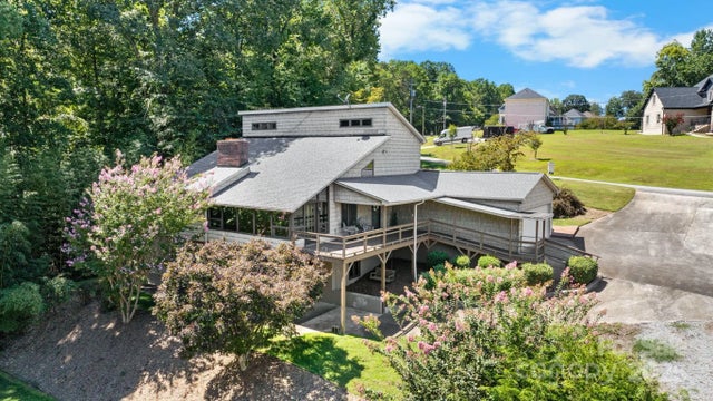 3910 6th Street Nw, Hickory