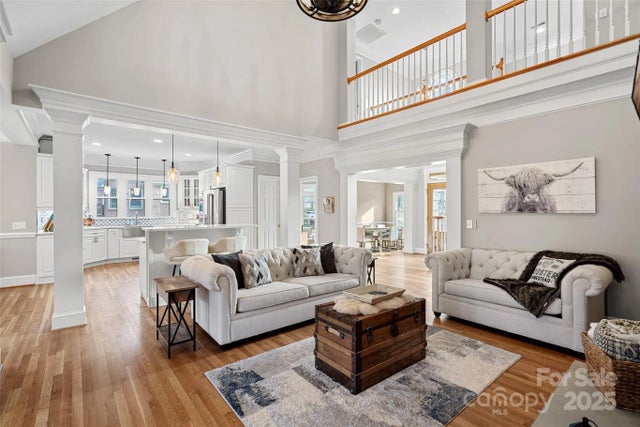 888 Craigmont Lane Nw, Concord