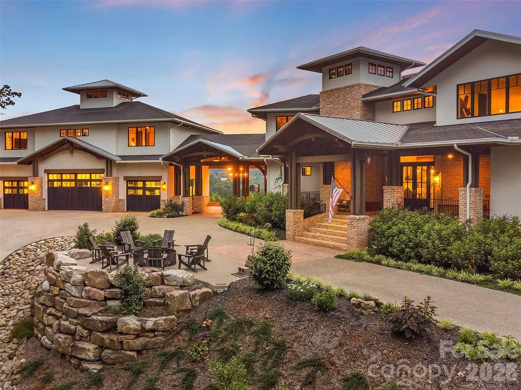 26 Bonnies Cove Trail, Mills River
