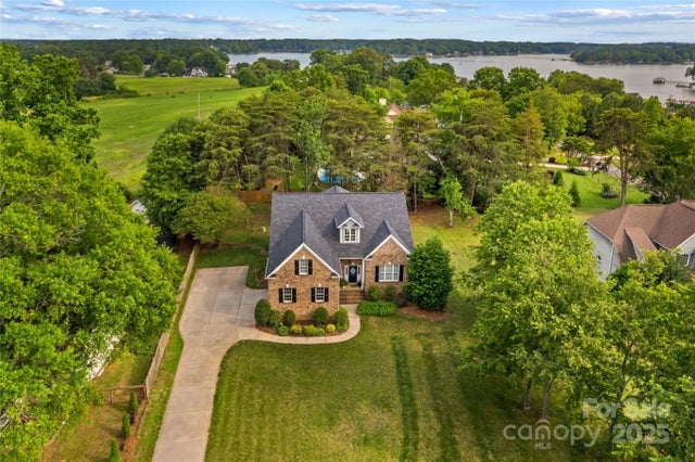7923 Mountain Shore Drive, Sherrills Ford