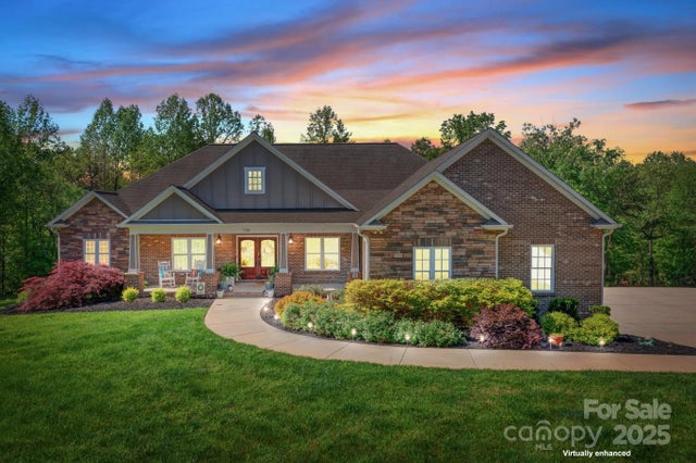 730 Oak Ridge Farms Circle 14, Newton