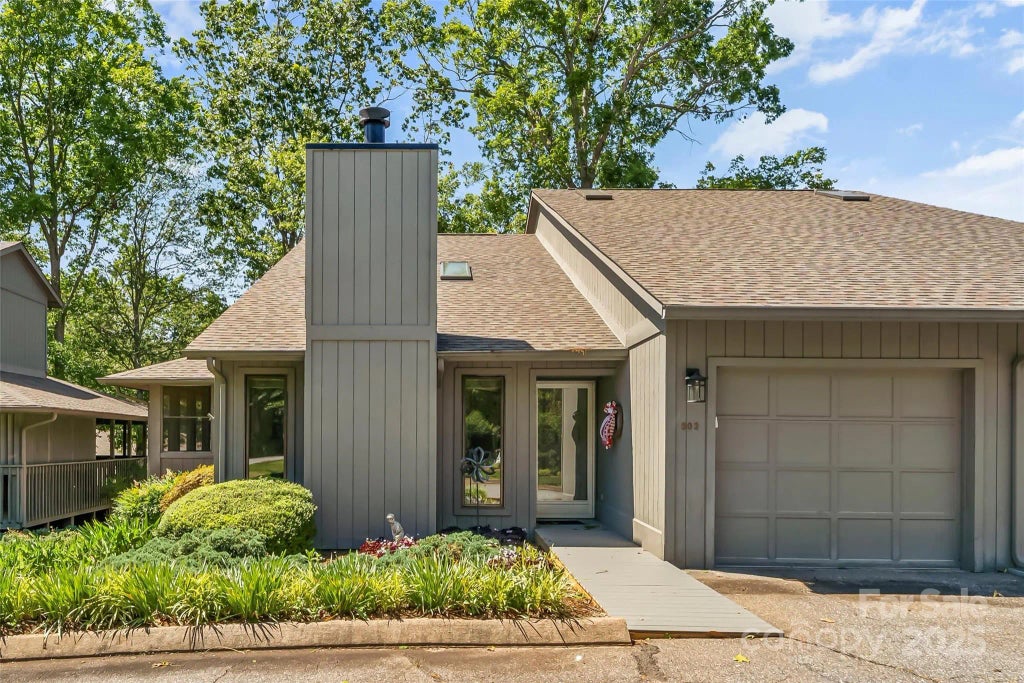 903 Independence Trail, Morganton