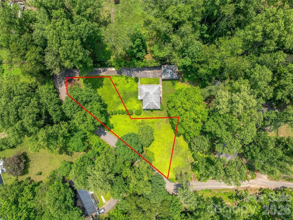 99999 W Skyland Circle 3, Asheville