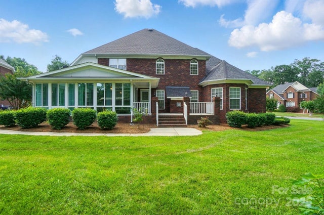 201 Limerick Drive, Matthews