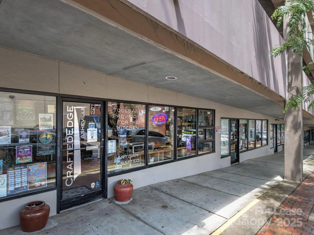 2-16 Eagle Street 6, Asheville
