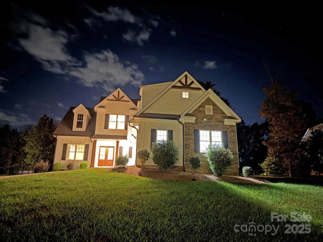 3622 46th Avenue Ne, Hickory
