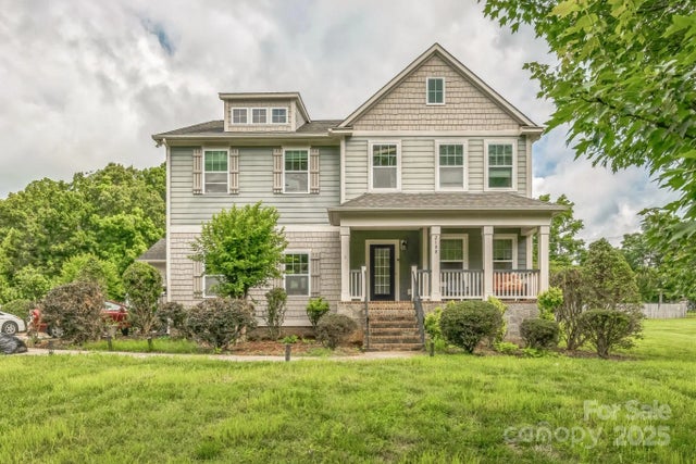 2100 Darian Way, Waxhaw