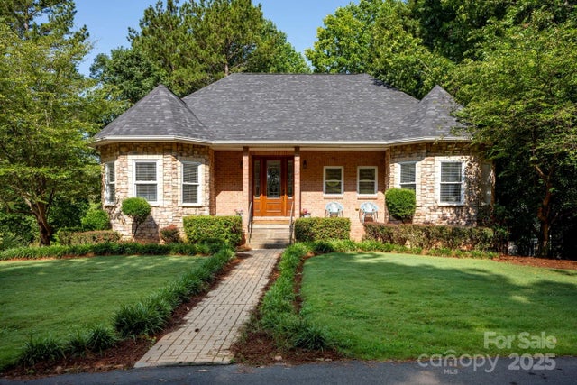 3595 Lake Bluff Drive, Sherrills Ford
