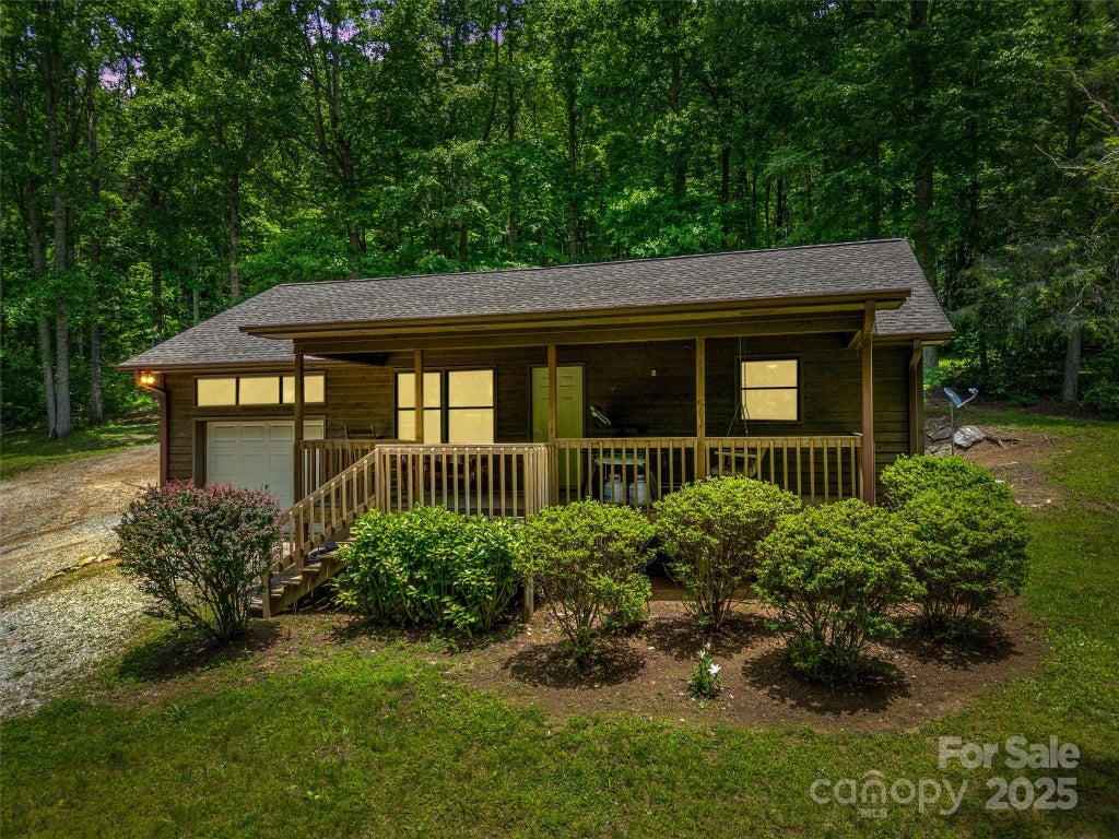 186 Sloshy Branch Trail, Black Mountain