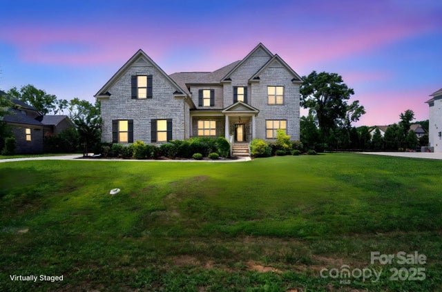 1206 Grand Oak Drive, Waxhaw