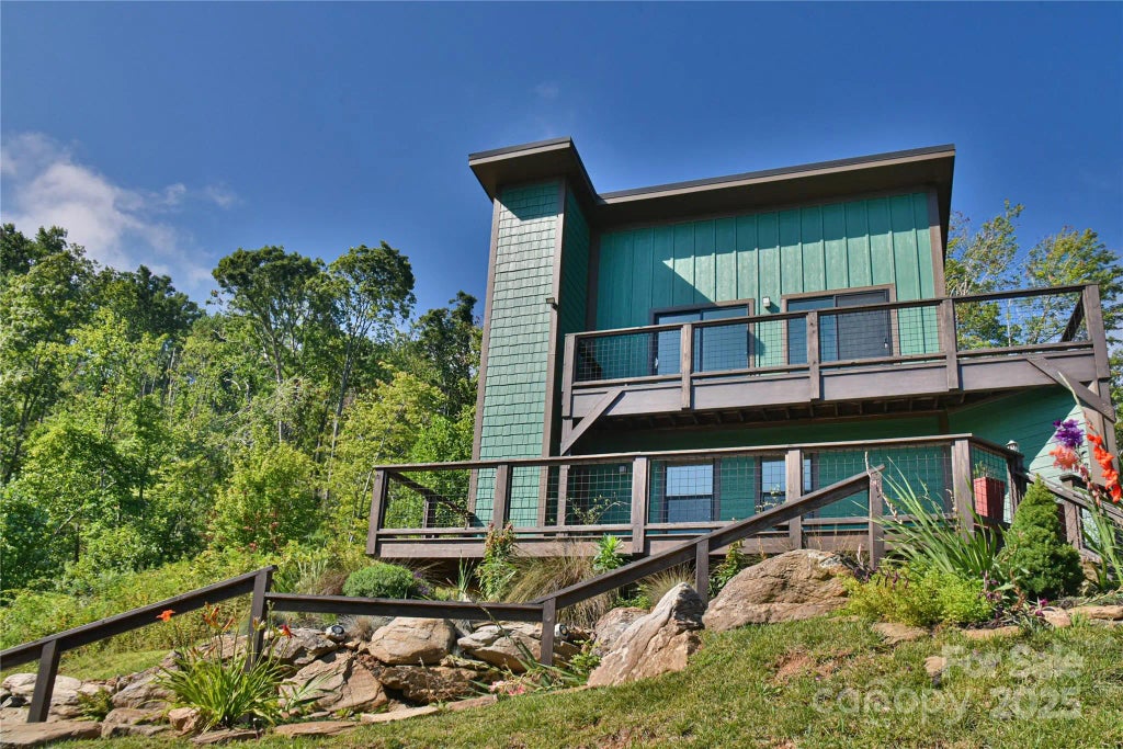 93 Old Stewart Road, Weaverville
