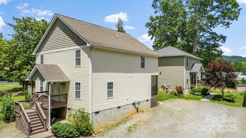 212 & 214 Portmanvilla Road, Black Mountain