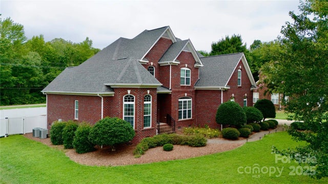 3005 Monterrey Lane, Monroe