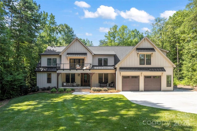 2866 Backwoods Trail, Denver