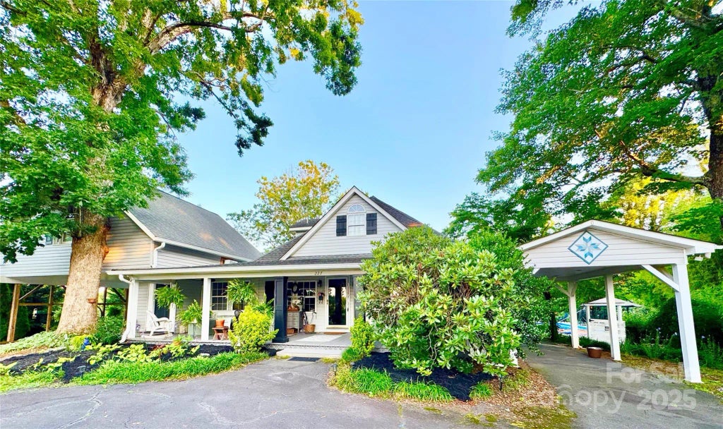 227 Reep Drive, Morganton