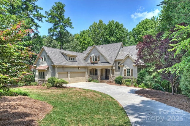 139 E Callicutt Trail, Mooresville