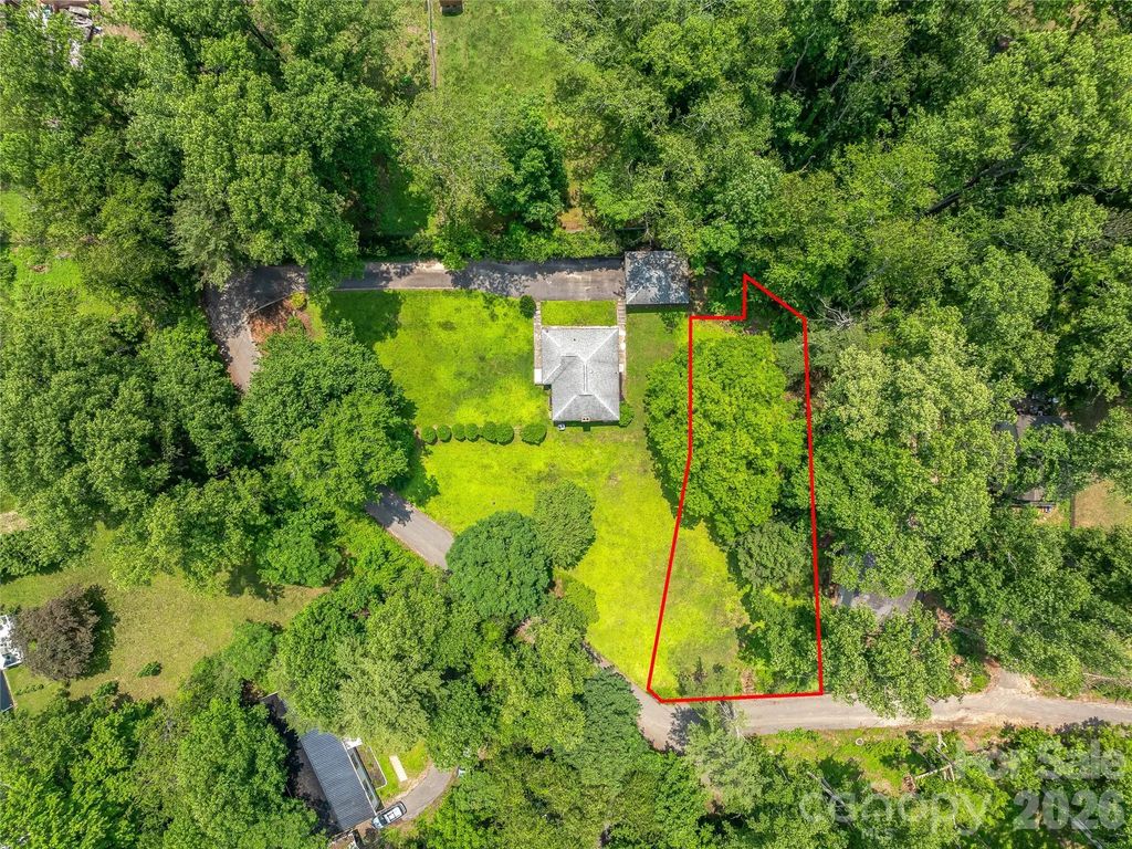 99999 W Skyland Circle 2, Asheville