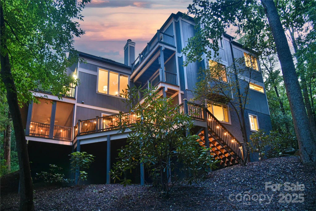 409 North Fork Road, Black Mountain