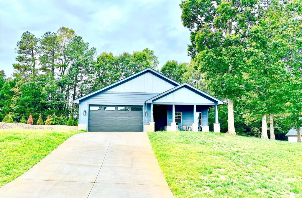 4418 Bristol Drive, Morganton