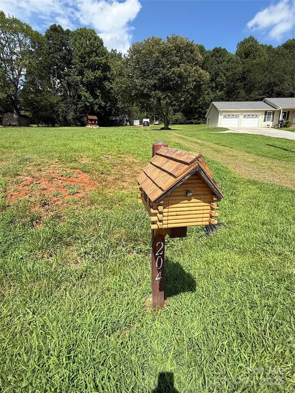 204 Vfw Road, Morganton