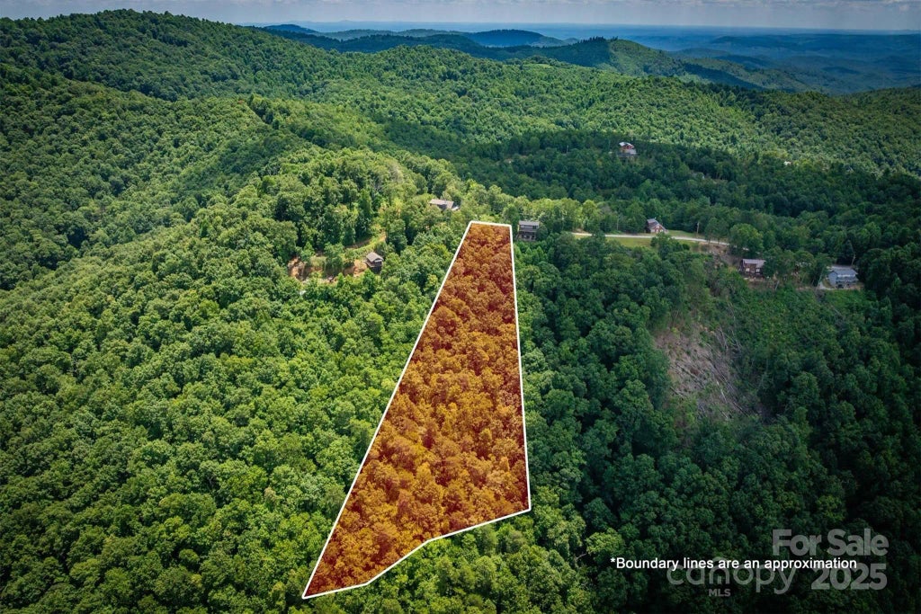 6824 Silver Creek Lane, Morganton