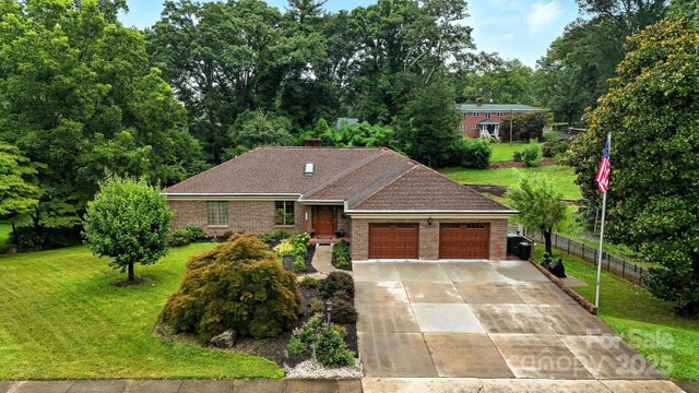 530 5th Street Nw, Hickory
